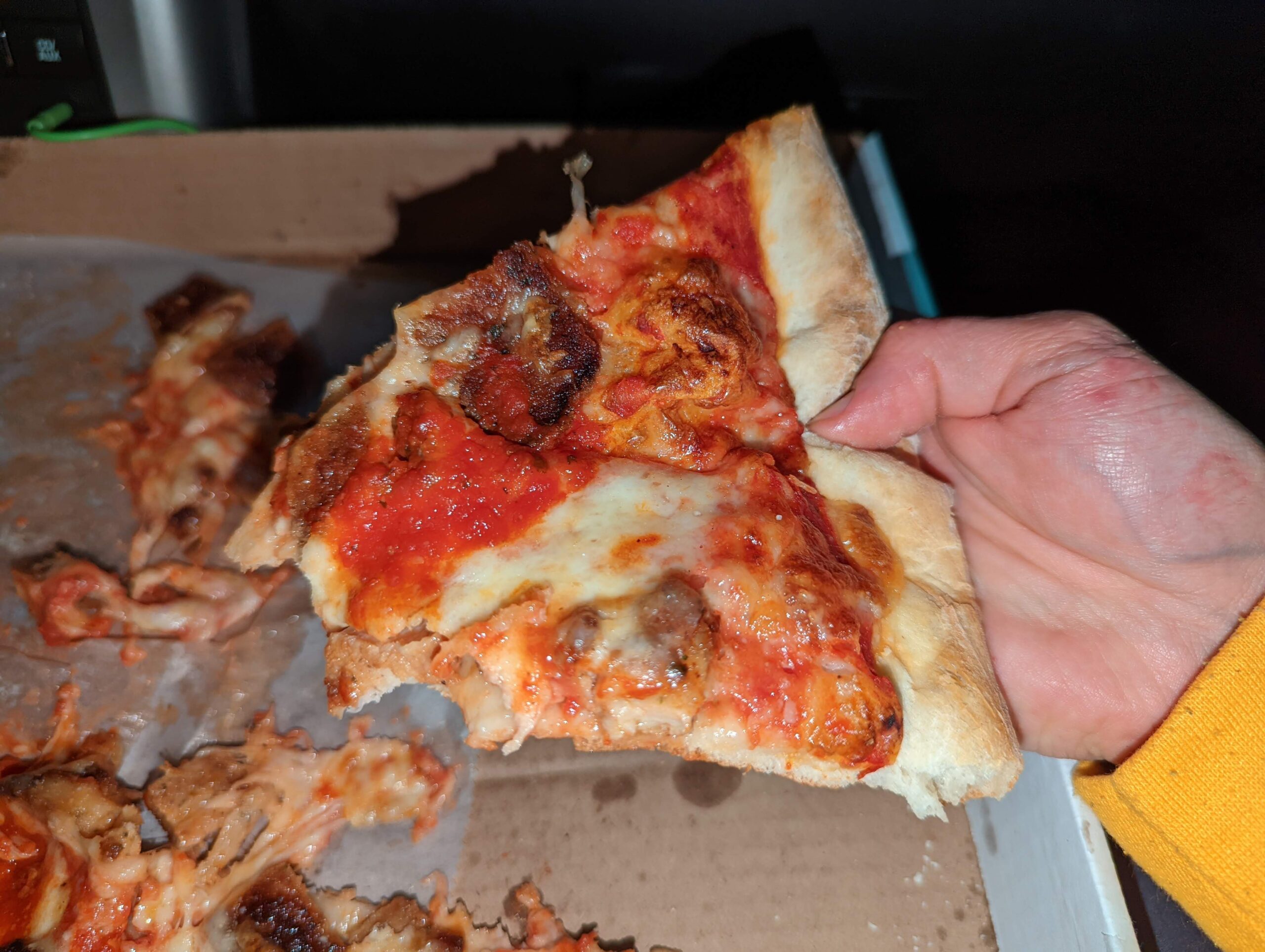 5-the-valley-pizza-large-chicken-parm-pizza-slice-bite