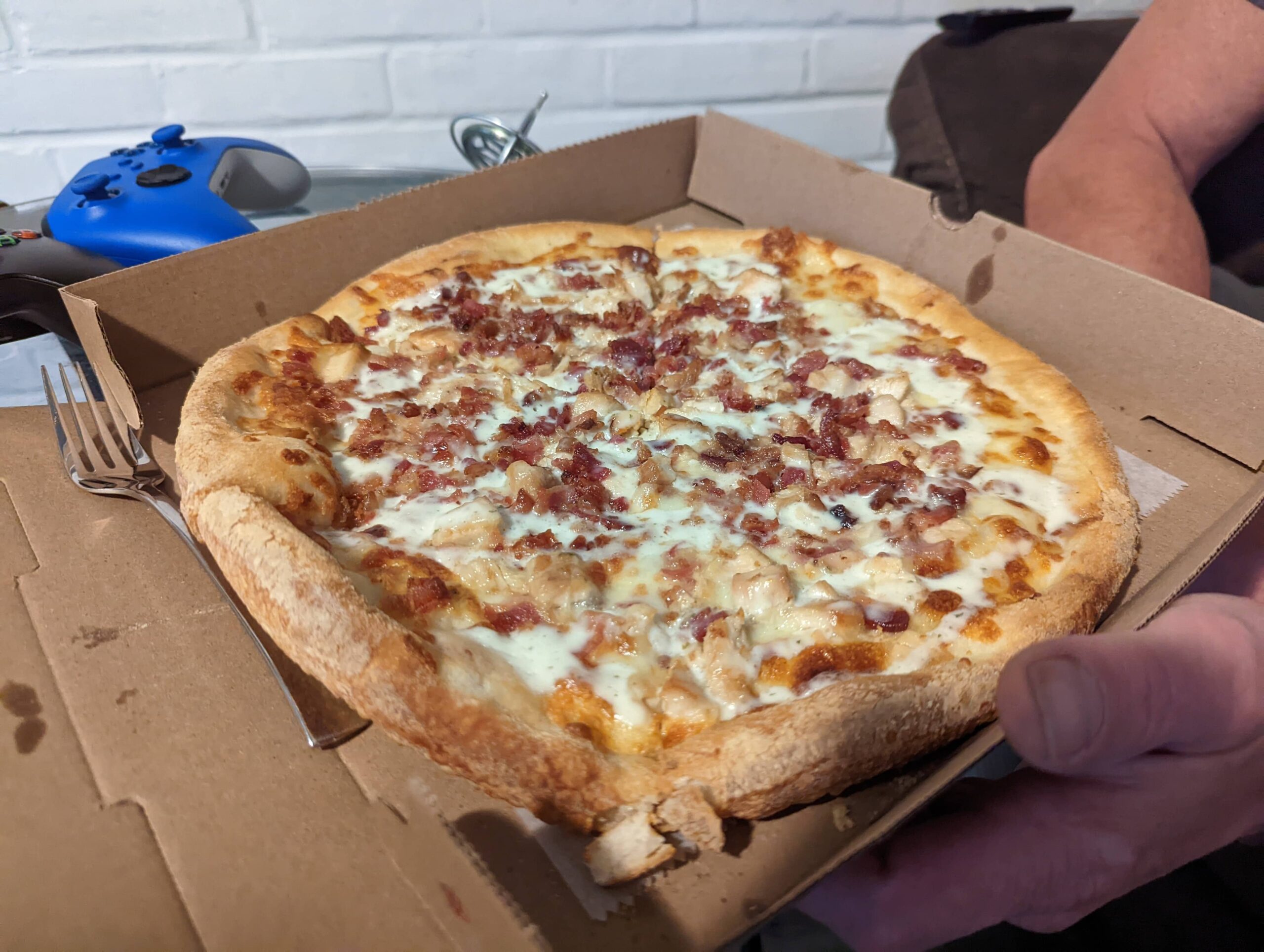 11-brothers-pizza-langhorne-personal-chicken-bacon-ranch-pizza