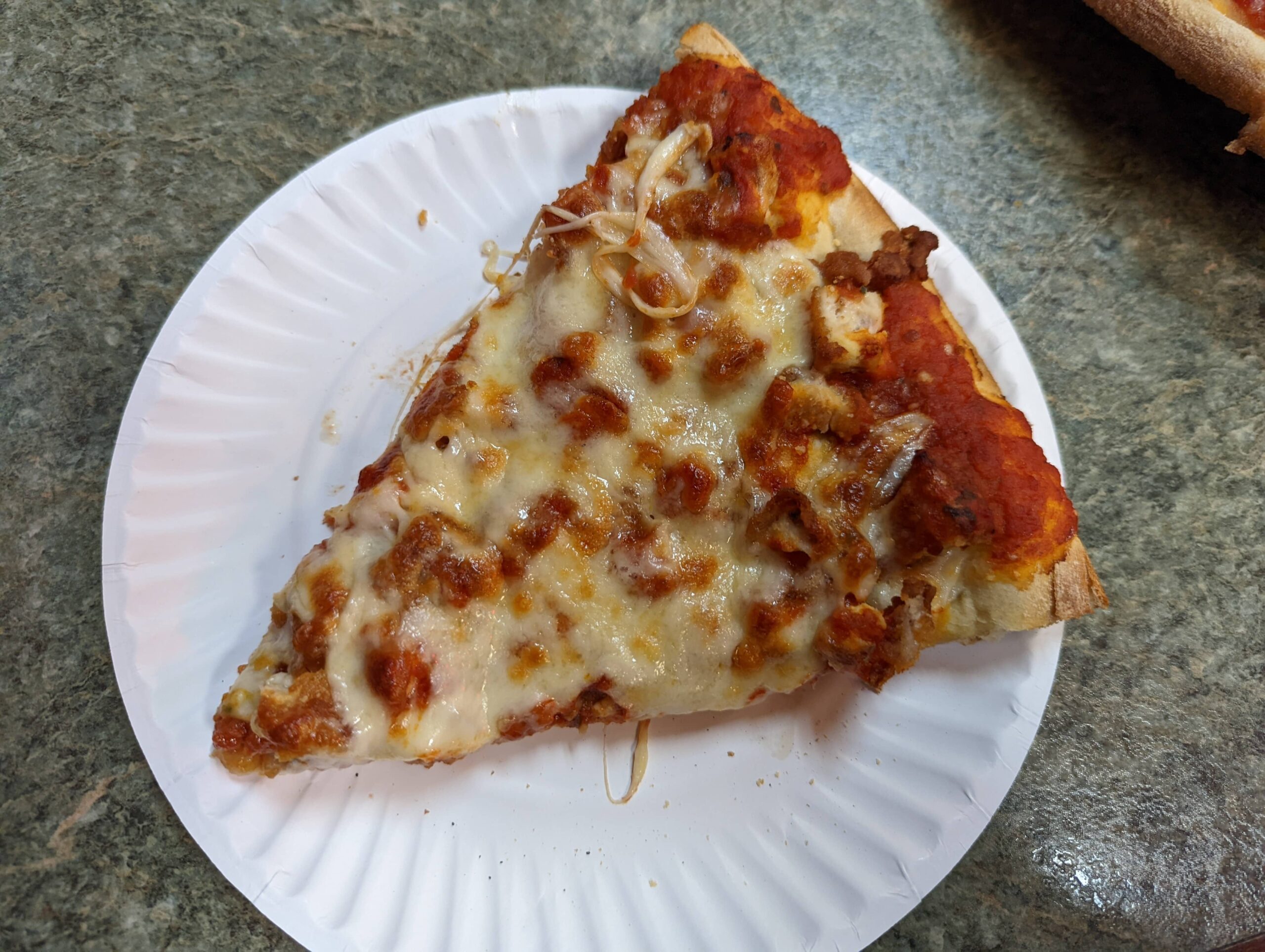 13-original-dominicks-pizza-large-chicken-parm-pizza-slice