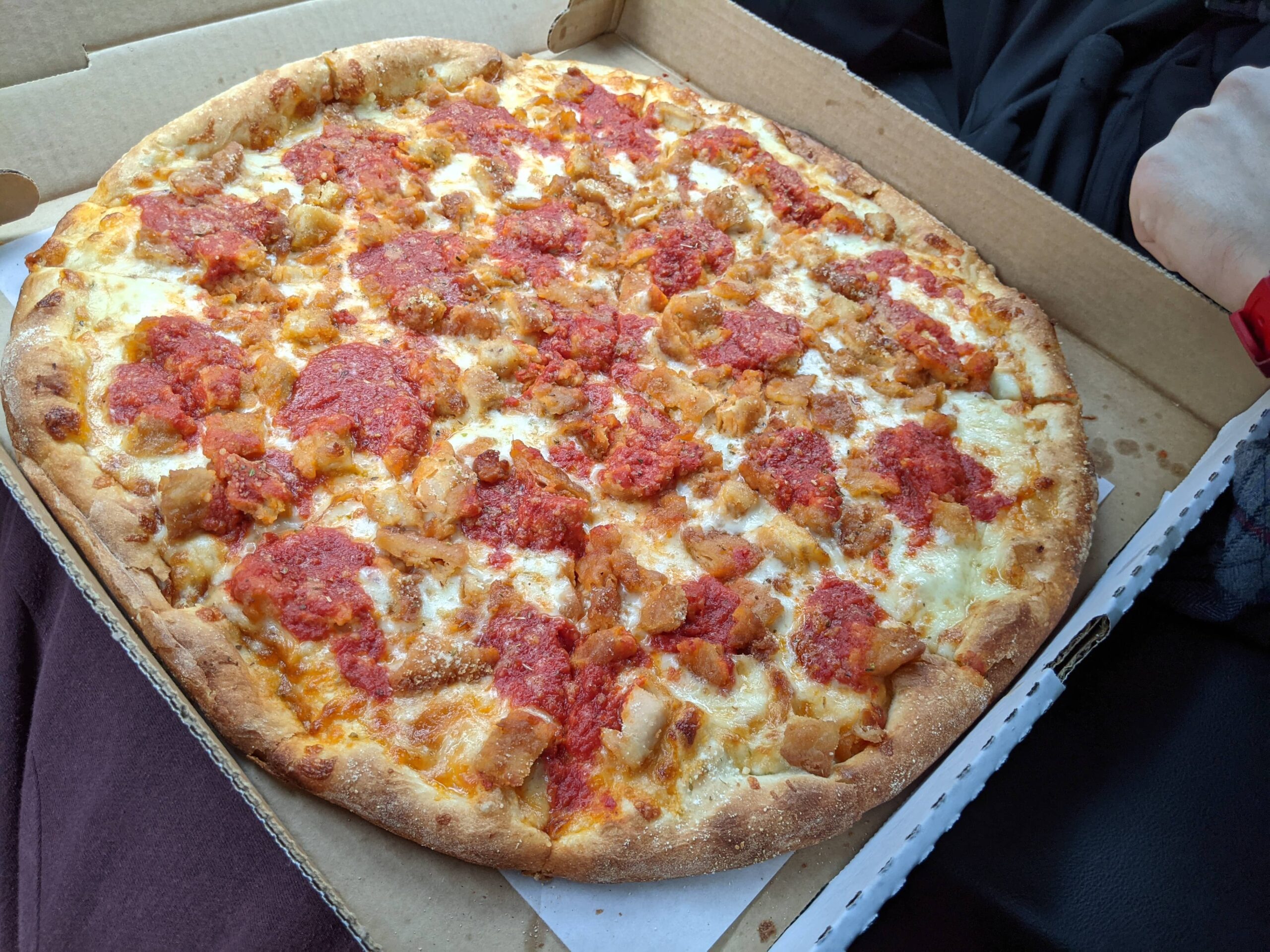 15-anthonys-pizza-levittown-large-chicken-parm-pizza