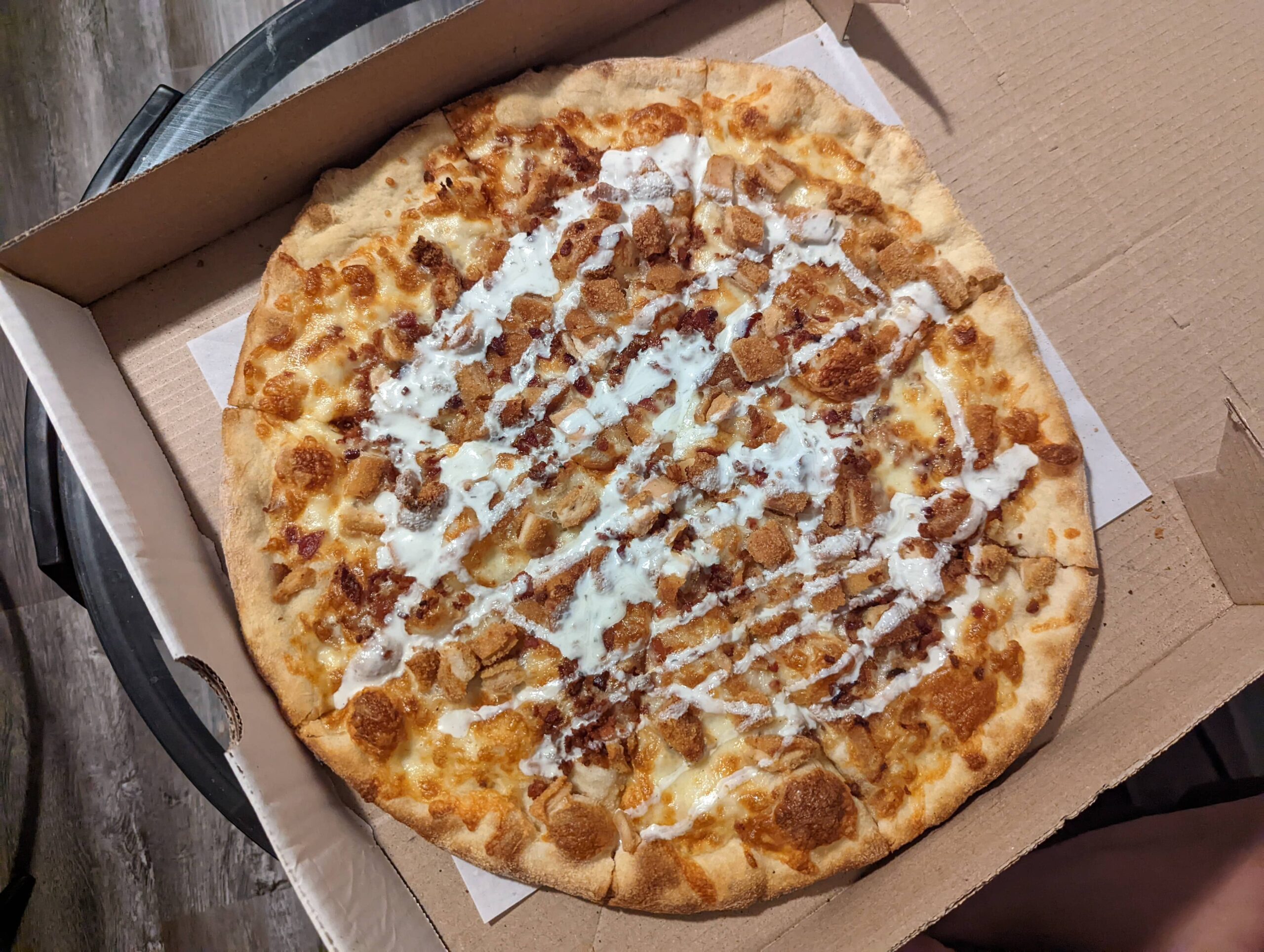 8-villa-rosa-large-chicken-bacon-ranch-pizza